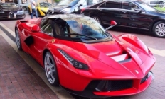 LA FERRARI
