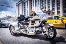 Honda GL1800 GOLDWING