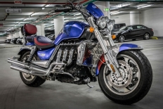 TRIUMPH ROCKER III